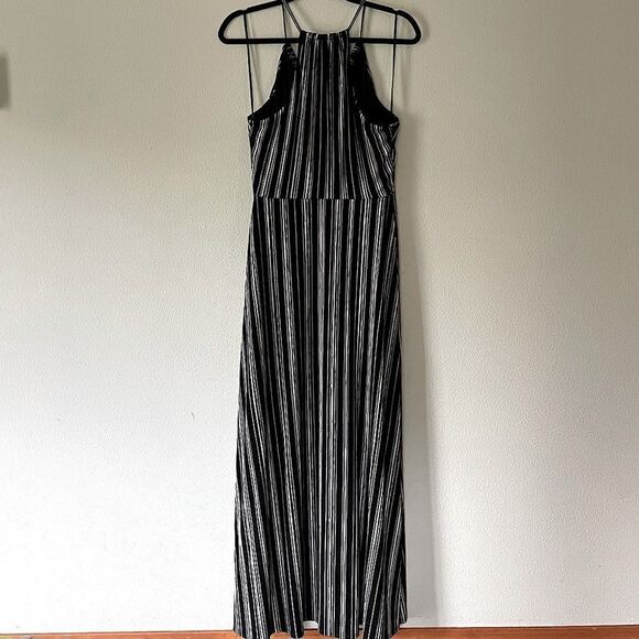 New! Never Worn Black and White Candies Maxi Dress. Size Large. - Picture 2 of 9